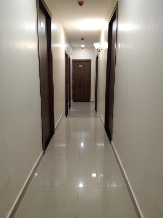 Hotel Ocean Suites Bombay Extérieur photo