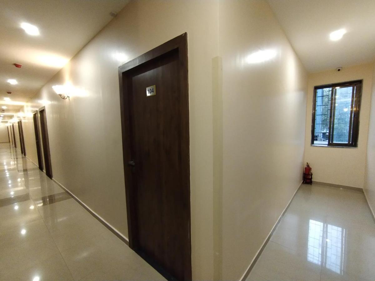Hotel Ocean Suites Bombay Extérieur photo