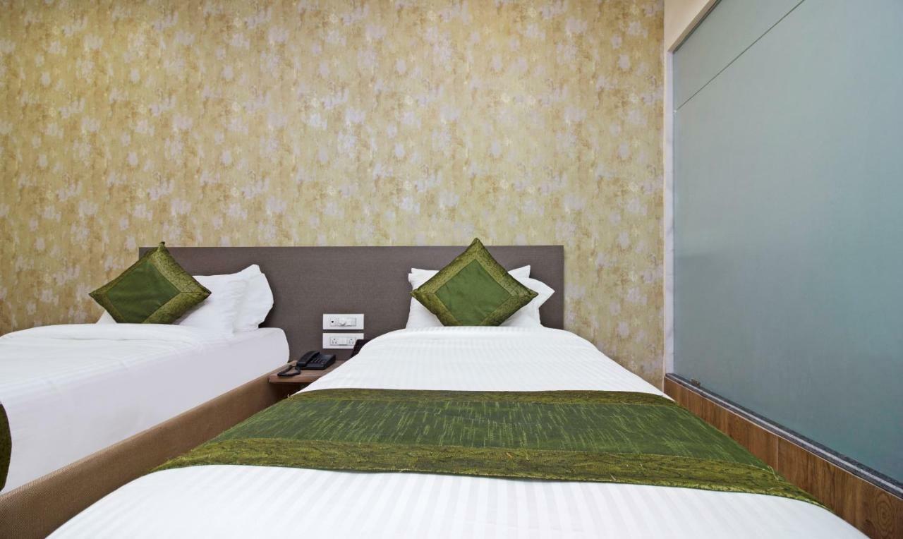 Hotel Ocean Suites Bombay Extérieur photo