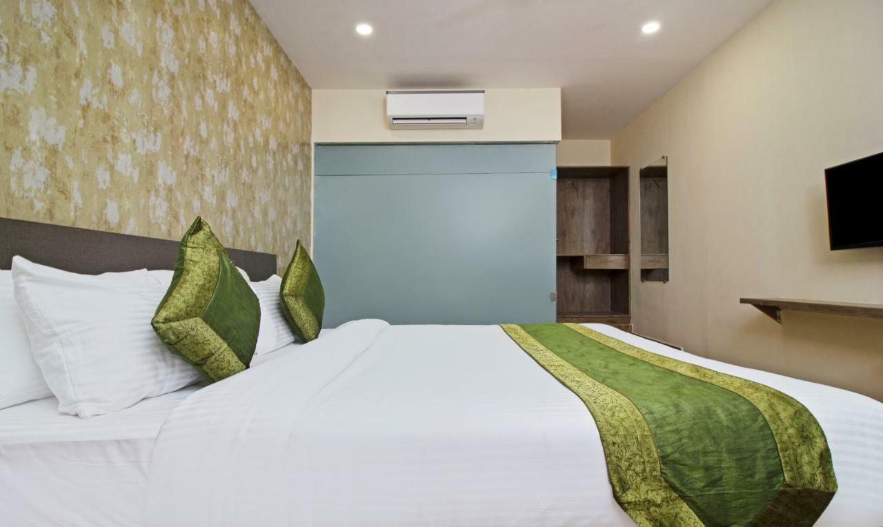 Hotel Ocean Suites Bombay Extérieur photo