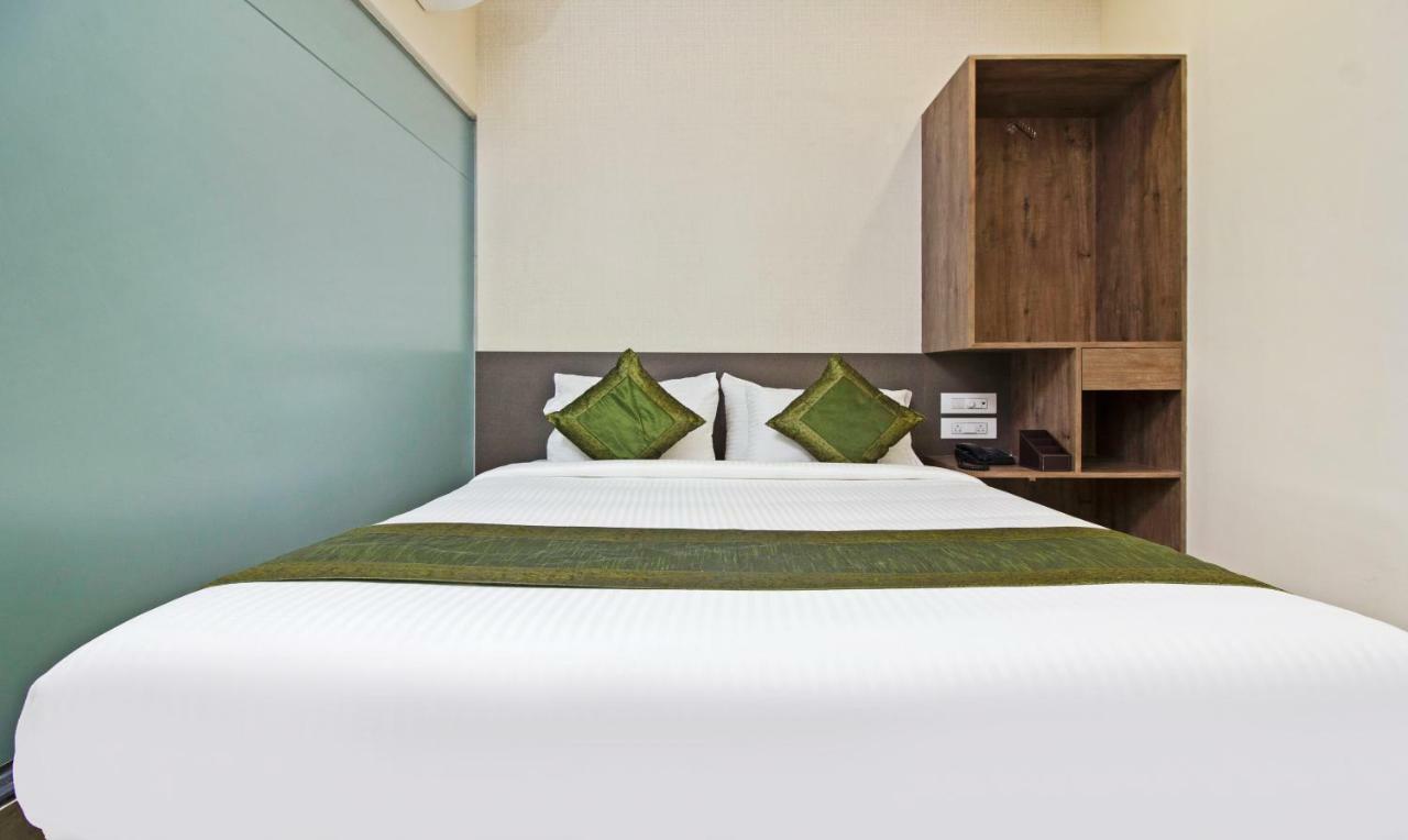 Hotel Ocean Suites Bombay Extérieur photo