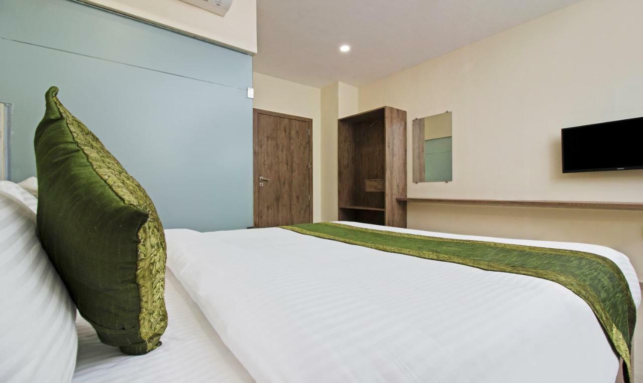 Hotel Ocean Suites Bombay Extérieur photo