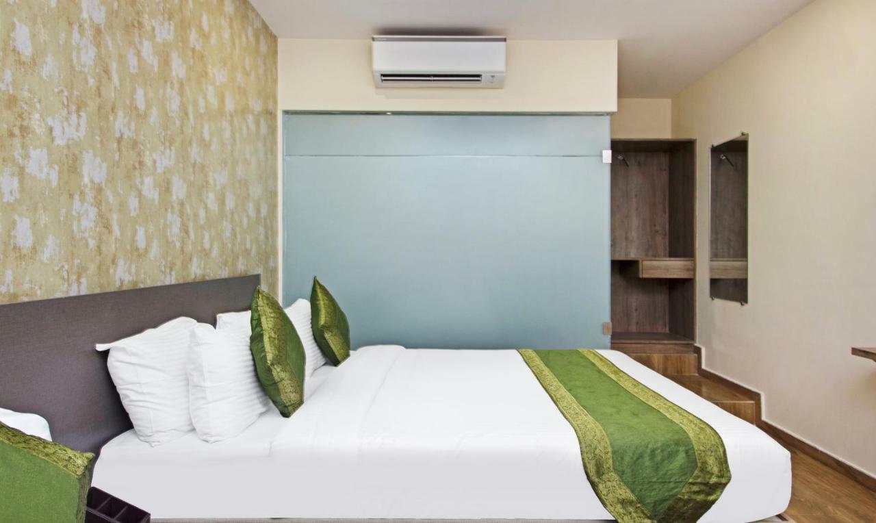 Hotel Ocean Suites Bombay Extérieur photo