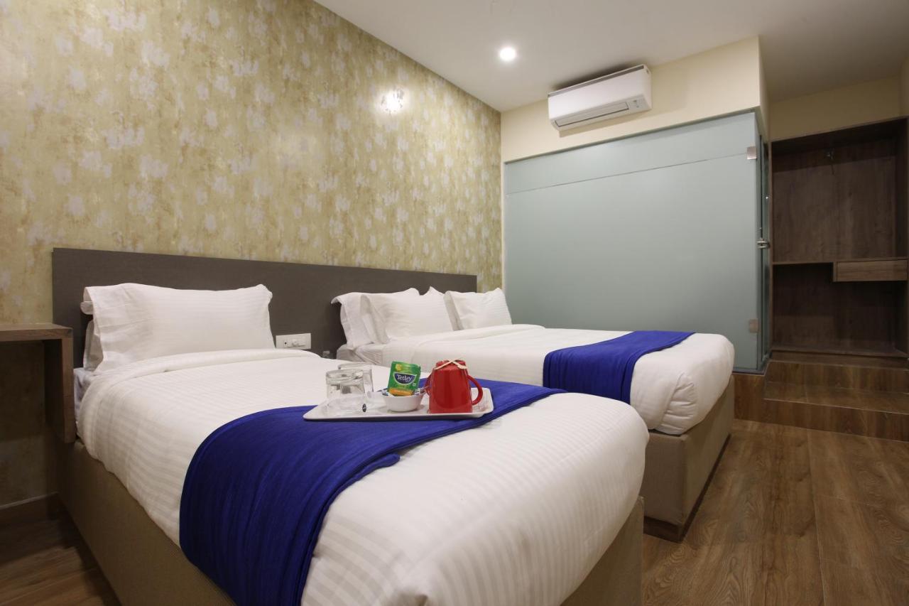 Hotel Ocean Suites Bombay Extérieur photo