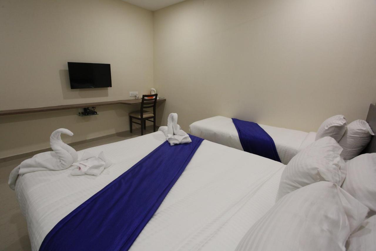 Hotel Ocean Suites Bombay Extérieur photo