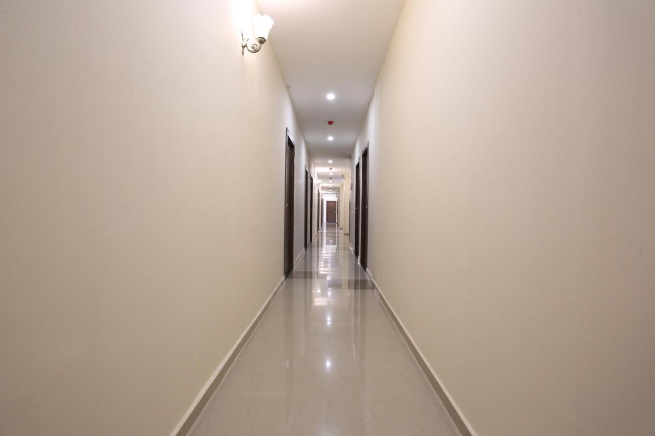 Hotel Ocean Suites Bombay Extérieur photo