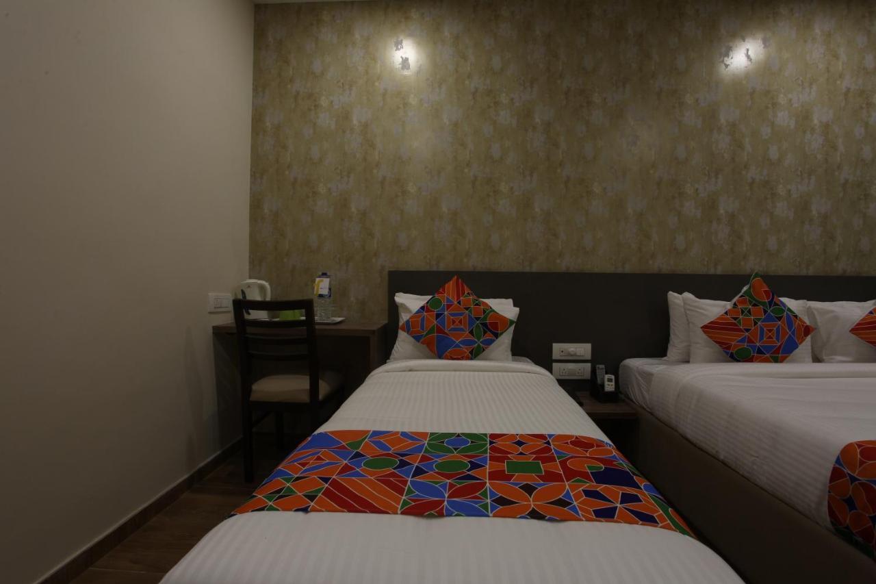 Hotel Ocean Suites Bombay Extérieur photo