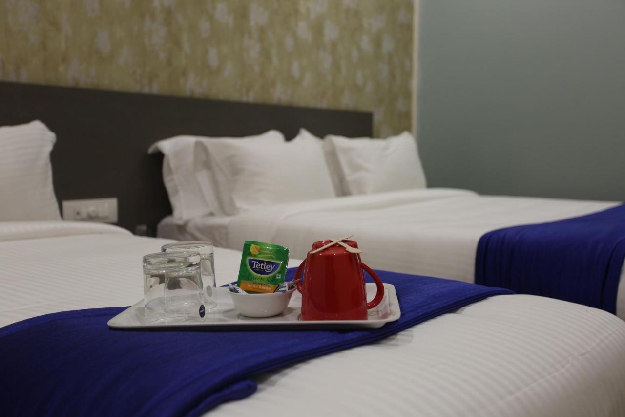 Hotel Ocean Suites Bombay Extérieur photo